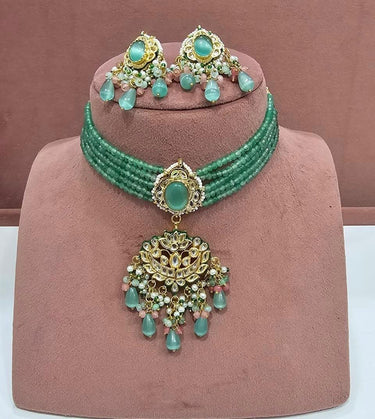 Kundan Elegance Necklace Set
